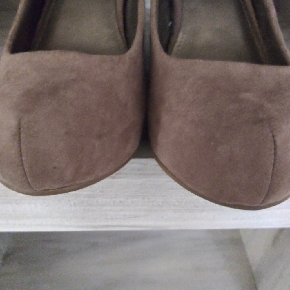 Suede Pump - image 3